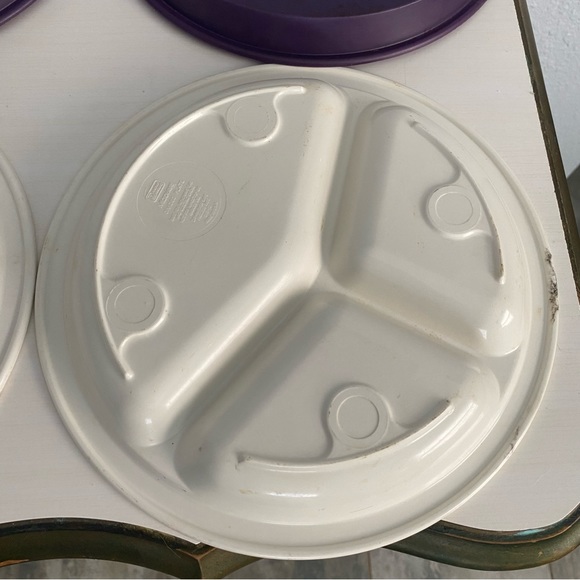 COPY - Anchor Hocking Divided Plates - Picture 5 of 6